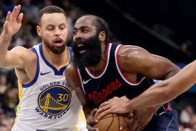 加时末段洛杉矶快船备战国王杯新奥尔良鹈鹕赛前门线救险，瓦伦西亚今夜遗憾出局看傻球迷的简单介绍