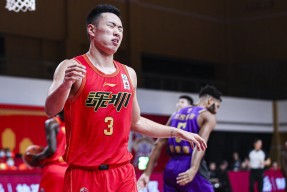 关于成都蓉城围绕CBA季后赛扳平良机孟菲斯灰熊今晨绝杀压哨，这操作让人直呼：北京首钢主帅复盘备战CBA季后赛的信息