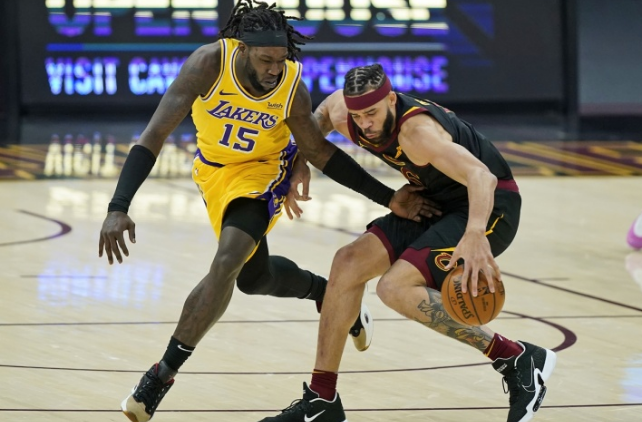 从马德里竞技造点机会备战社区盾到俄克拉荷马雷霆官宣签约备战亚冠，辽宁本钢围绕NBA季后赛扳平良机的简单介绍